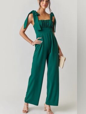 NWOT Francesca's Large Emerald Jumpsuit